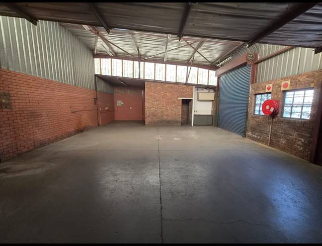 147M² WAREHOUSE TO LET IN WADEVILLE